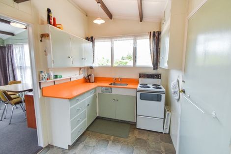 Photo of property in 32 Black Peak Road, Omarama, 9412