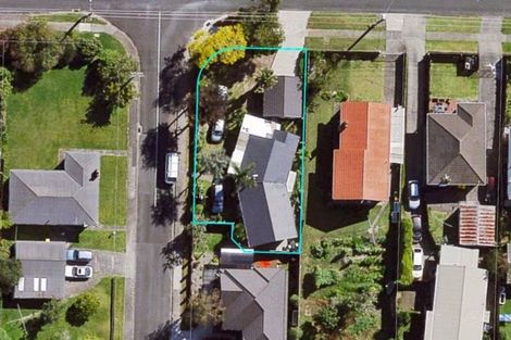 Photo of property in 65 Larnoch Road, Henderson, Auckland, 0610