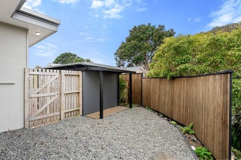 Photo of property in 12 Gavin Road, Raumati Beach, Paraparaumu, 5032