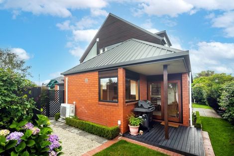 Photo of property in 9 Clyde Road, Upper Riccarton, Christchurch, 8041