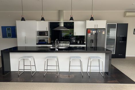 Photo of property in 20 Azure Place, Huntington, Hamilton, 3210