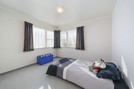 Photo of property in 6 Coleman Street, Paraparaumu, 5032