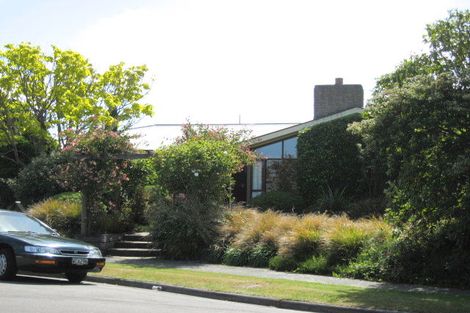 Photo of property in 10 Parkview Place Avonhead Christchurch City