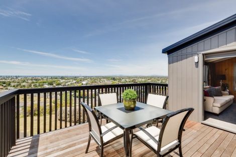 Photo of property in 26 Havelock Road, Hospital Hill, Napier, 4110