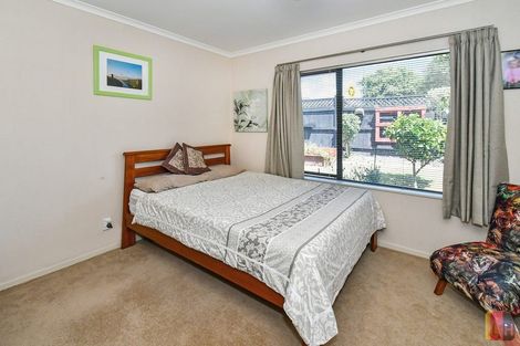 Photo of property in 204 Wattle Farm Road, Wattle Downs, Auckland, 2103