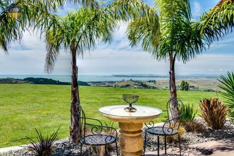 Photo of property in 123 Eskridge Drive, Eskdale, Napier, 4182