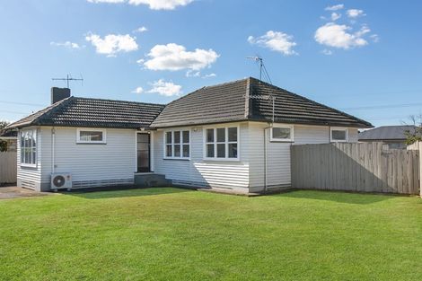 Photo of property in 14 Sandbrook Avenue, Otara, Auckland, 2023