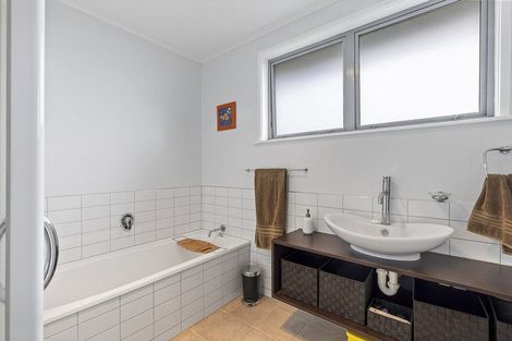 Photo of property in 45 Kiriwai Road, Paremata, Porirua, 5024