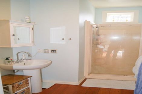 Photo of property in 122a Derwent Street, Island Bay, Wellington, 6023