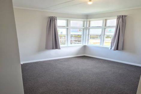 Photo of property in 79 Cornfoot Street, Castlecliff, Whanganui, 4501