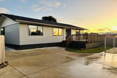 Photo of property in 18a Booth Crescent, Tuakau, 2121