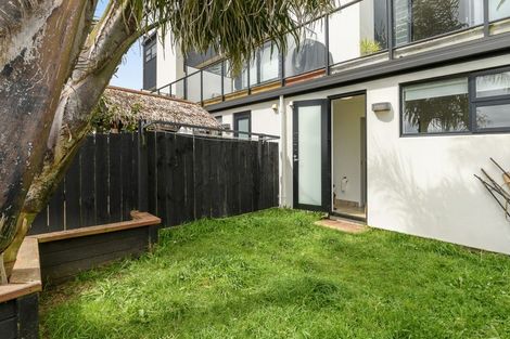 Photo of property in 11/22 Ashley Place, Papamoa Beach, Papamoa, 3118
