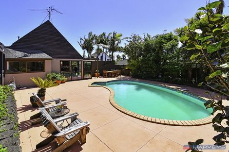 Photo of property in 23 Charles Prevost Drive, The Gardens, Auckland, 2105