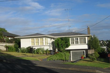 Photo of property in 1/3 Anne Road, Hillcrest, Auckland, 0627