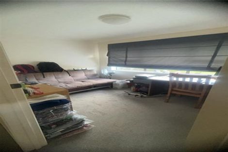 Photo of property in 2/11 Takutai Avenue, Bucklands Beach, Auckland, 2012