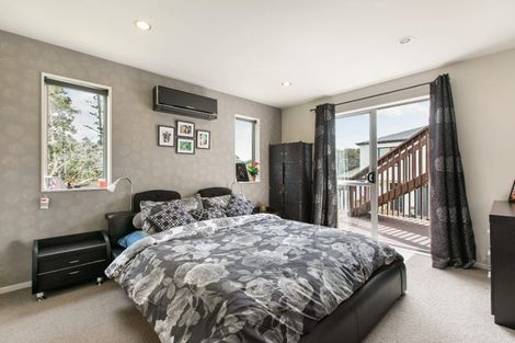Photo of property in 113e Sunnyside Road, Sunnyvale, Auckland, 0612