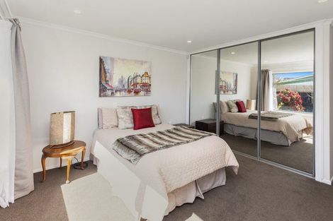 Photo of property in 10 Westerleigh Street, Bishopdale, Christchurch, 8053