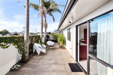 Photo of property in 8a Heath Street, Mount Maunganui, 3116