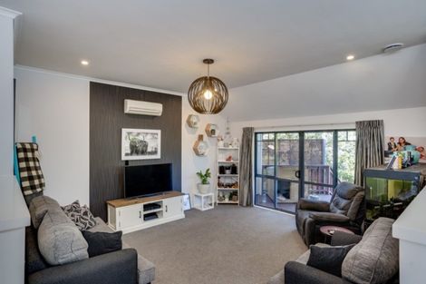 Photo of property in 15 Rothesay Lane, Bethlehem, Tauranga, 3110