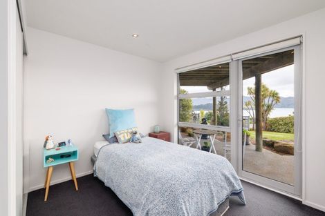 Photo of property in 5 Emerson Crescent, Diamond Harbour, Lyttelton, 8971
