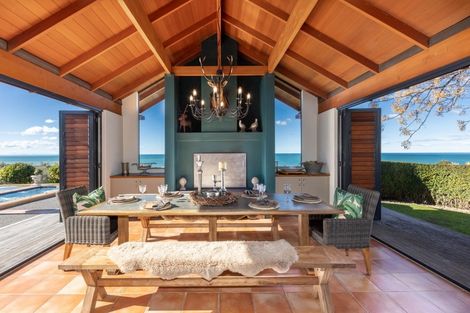 Photo of property in 797 Main North Road, Bay View, Napier, 4182