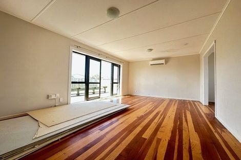 Photo of property in 18 President Avenue, Papakura, 2110