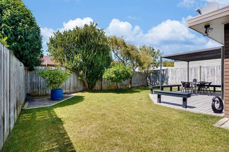 Photo of property in 21 Caulfield Place, Nawton, Hamilton, 3200