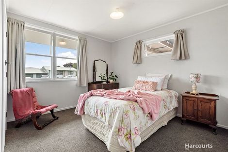 Photo of property in 1b Fernleigh Avenue, Waiuku, 2123