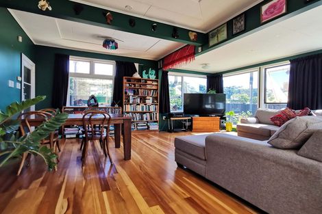 Photo of property in 118 Thackeray Street, Napier South, Napier, 4110