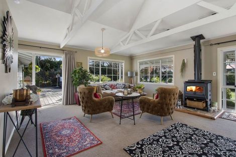 Photo of property in 42 Kayelene Place, Omokoroa, 3114