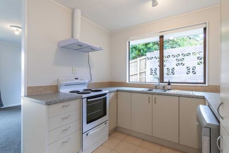 Photo of property in 2/900a Mount Eden Road, Three Kings, Auckland, 1024