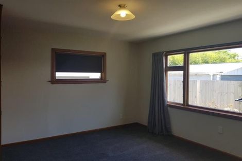 Photo of property in 71 Bretts Road, St Albans, Christchurch, 8052
