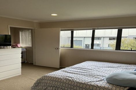 Photo of property in 62 Skip Lane, East Tamaki, Auckland, 2013
