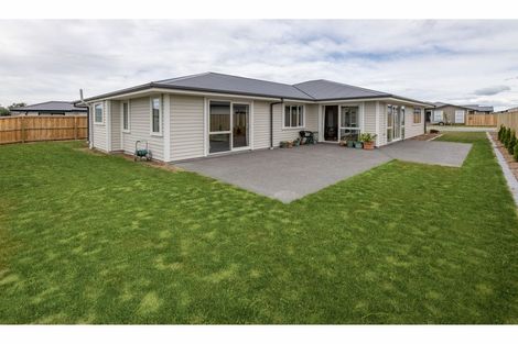 Photo of property in 7 Hickmott Street, Rangiora, 7400