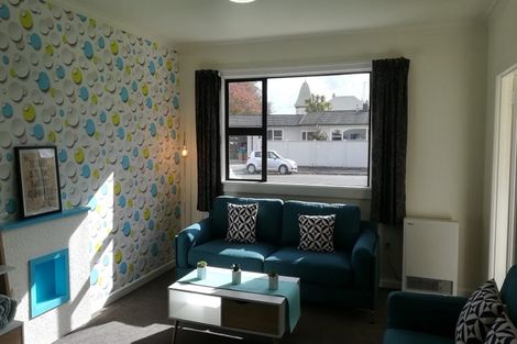 Photo of property in 74-76 Te Awe Awe Street, Hokowhitu, Palmerston North, 4410