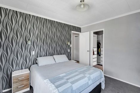 Photo of property in 30 Nikau Street, Inglewood, 4330