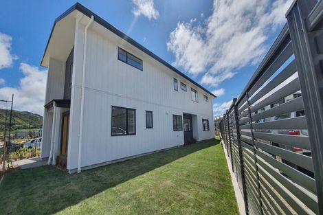 Photo of property in 4 Pateke Drive, Kenepuru, Porirua, 5022