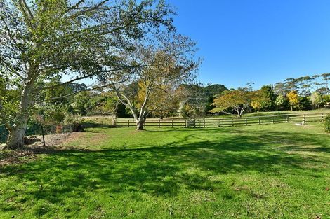 Photo of property in 1156 Peak Road, Helensville, 0875