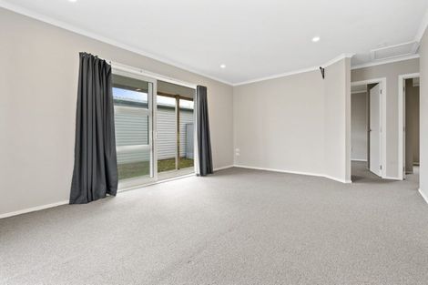 Photo of property in 12 Dermont Street, Bader, Hamilton, 3206