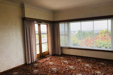 Photo of property in 57 Exmouth Road, Northcote, Auckland, 0627