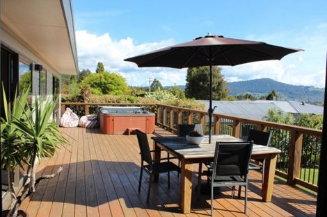 Photo of property in 29 Wychwood Crescent, Springfield, Rotorua, 3015