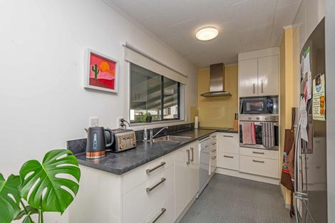 Photo of property in 91 Benmore Avenue, Cloverlea, Palmerston North, 4412