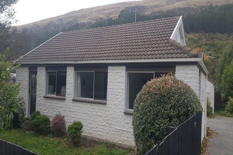 Photo of property in 1/29 Sumnervale Drive, Sumner, Christchurch, 8081