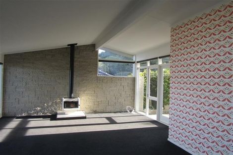 Photo of property in 46 Lohia Street, Khandallah, Wellington, 6035