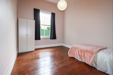 Photo of property in 30 Victoria Avenue, Dannevirke, 4930