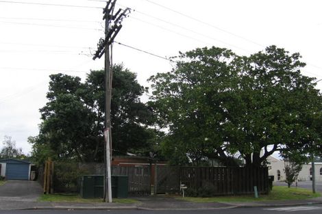 Photo of property in 300 Birkdale Road, Birkdale, Auckland, 0626