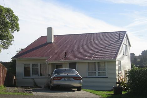 Photo of property in 31 Astrolabe Street, Cannons Creek, Porirua, 5024