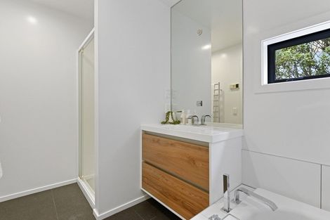 Photo of property in 6 Craigieburn Lane, Mount Pleasant, Christchurch, 8081