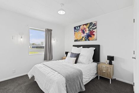 Photo of property in 22 Ponderosa Place, Opunake, 4616