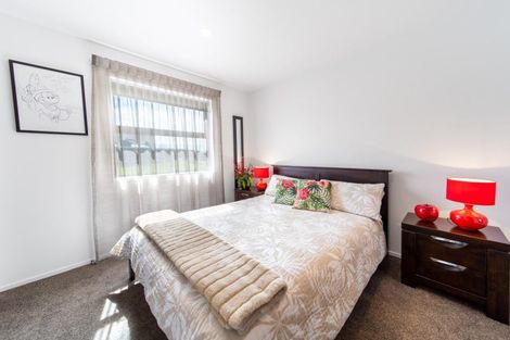 Photo of property in 14 Mariners Haven, One Tree Point, 0118